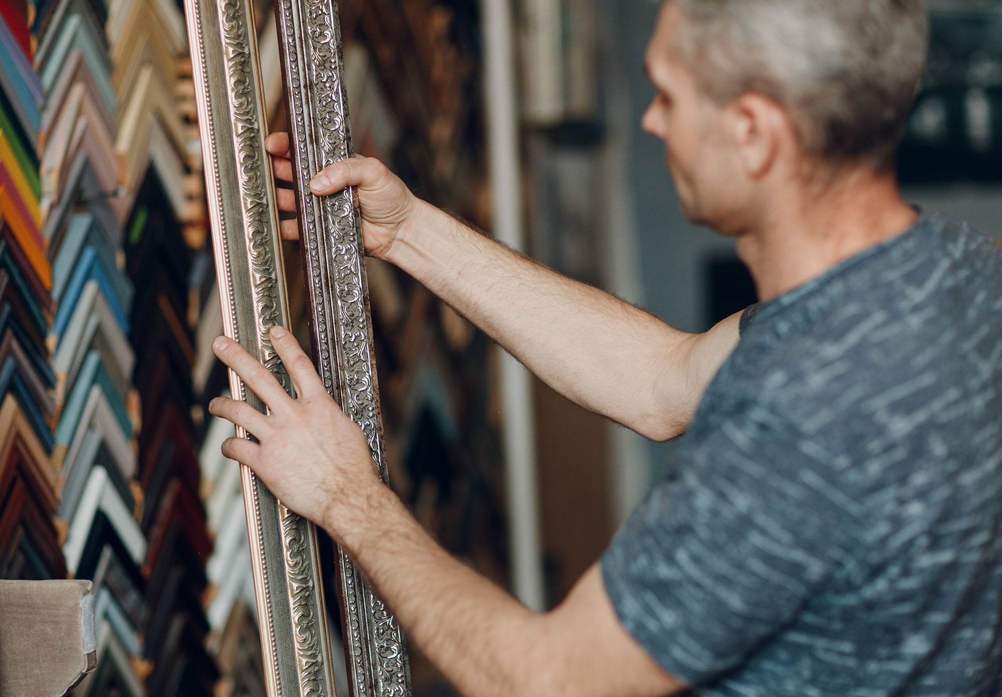 Where to buy photo frames? Jubilee Framers