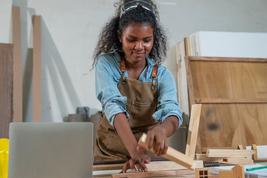 How to frame canvas art